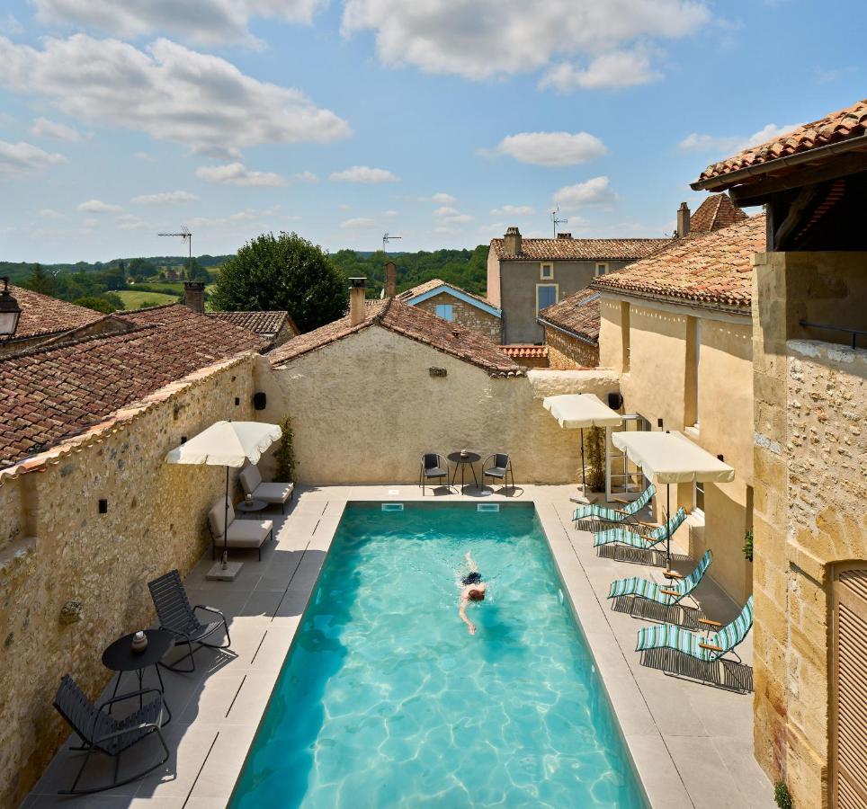 Hotel Le Chevalier Bleu Monpazier Exterior foto